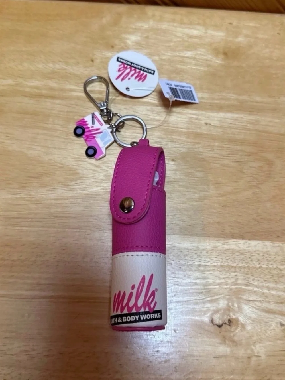 Bath & Body Works x Milk Bar 1oz Antibacterial Hand Spray Holder
